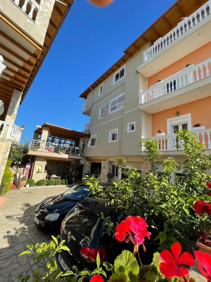 Vila Rias Wlora 3*,